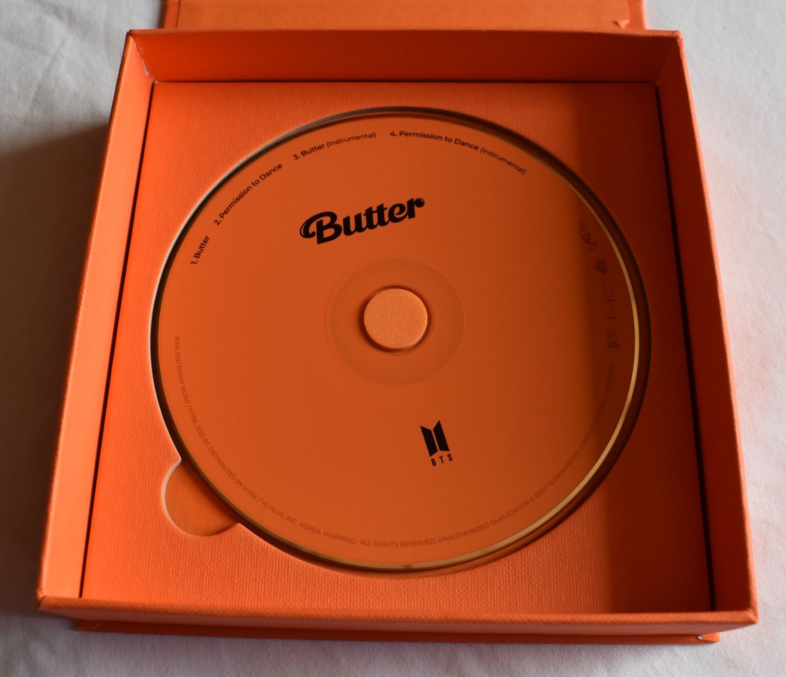 Albums: BTS ALBUM BUTTER – D'occasion à Luthern par Babyorange1 3