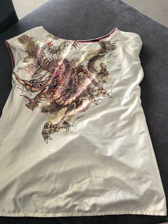Dorothy Perkins Satin-Top mit Drachenprint – Damen Gr. S