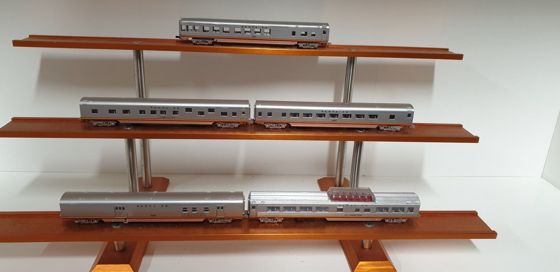 Modellini di ferrovie: Con-Cor Spur N Santa Fe Wagen-Set 5x – Usato da Neuenhof venduto da ludovicco