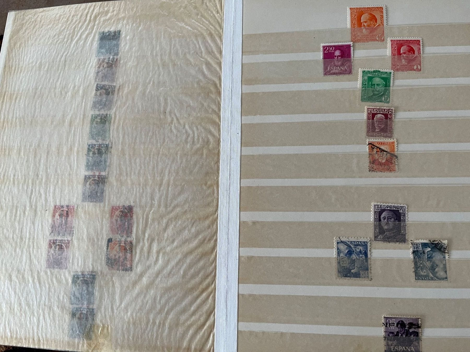 Tutti i francobolli: Briefmarken Sammlung Album Spanien – Usato da Stetten AG venduto da Brissago25 2