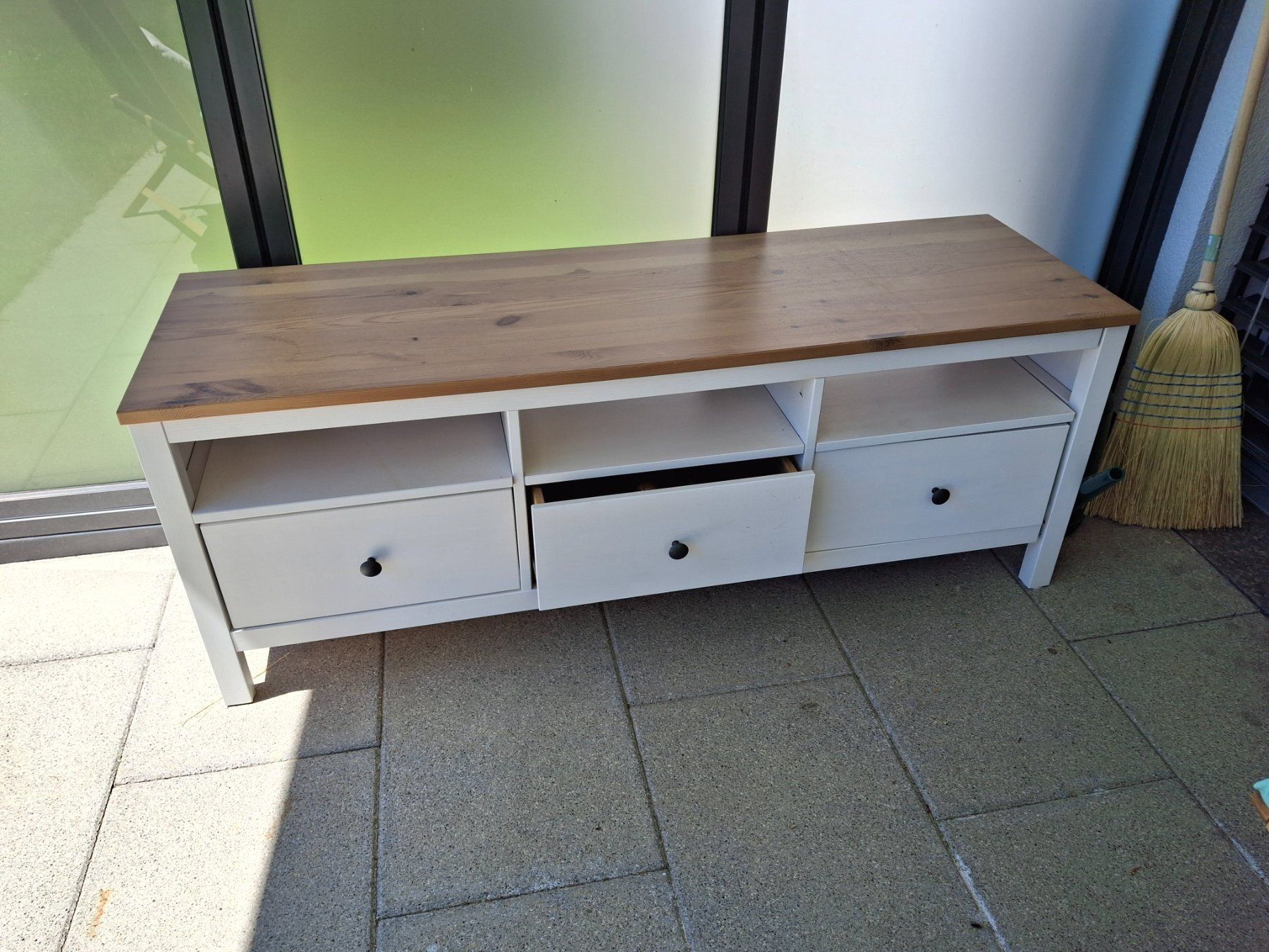 Ikea Mobili TV: TV Schrank – Usato da Unterägeri venduto da spo_2kjh
