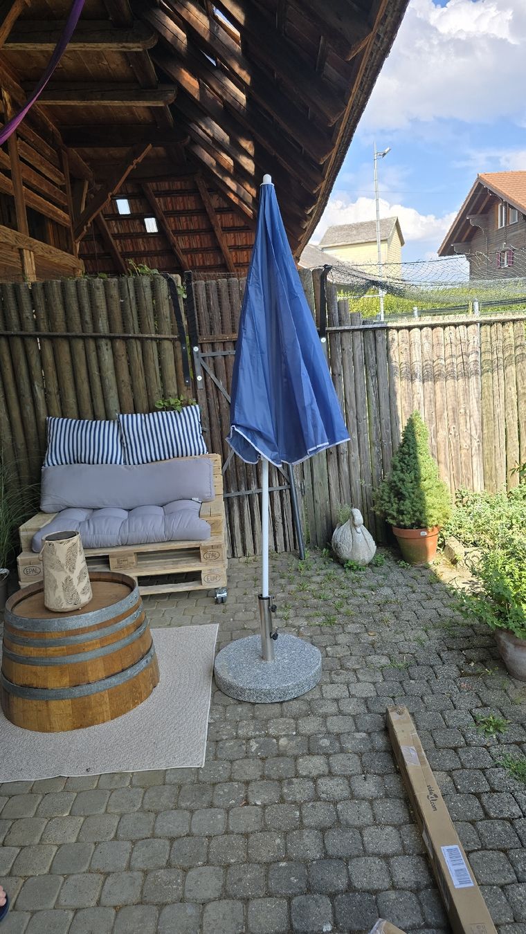 Parasols: Sonnenschirm 180cm Durchmesser – Neuf avec emballage d'origine à Wengi b. Büren par NeReida88 2