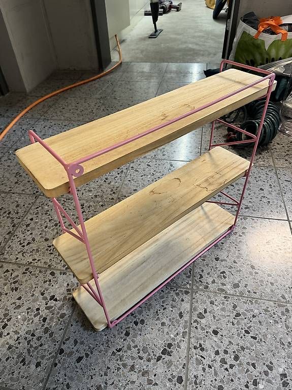 Scaffali: Aufhängeregal – Usato da Uster venduto da cynale 2