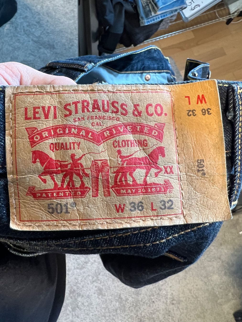 Levi's Jeans: Levis 501 Raw denim – Usato da Niederlenz venduto da Nicolas37 2