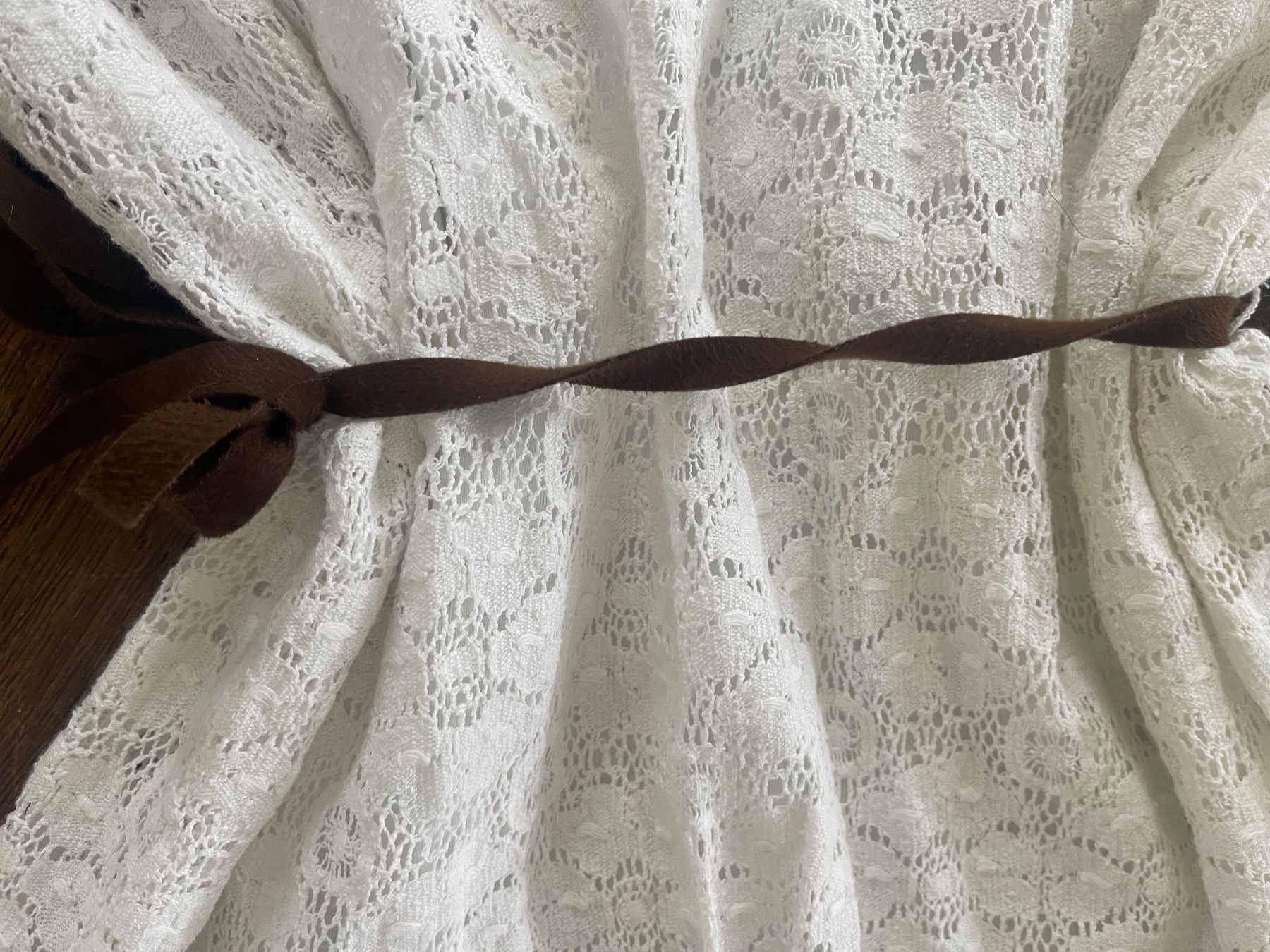 Vestiti: Velvet Kleid – Usato da Sachseln venduto da Guguiseli 9