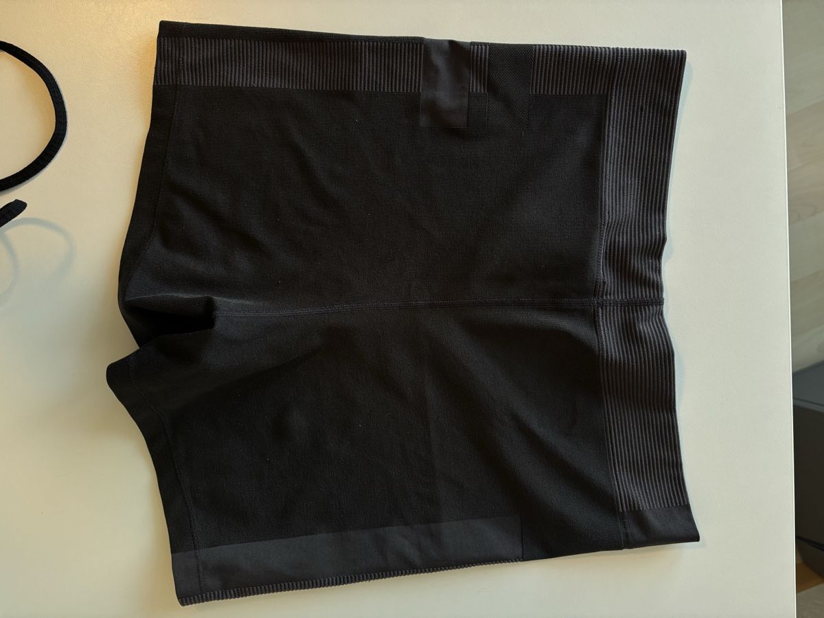 Nike Pantaloni: Nike Pro Compression Shorts black size L new – Usato da Konolfingen venduto da weiann 2