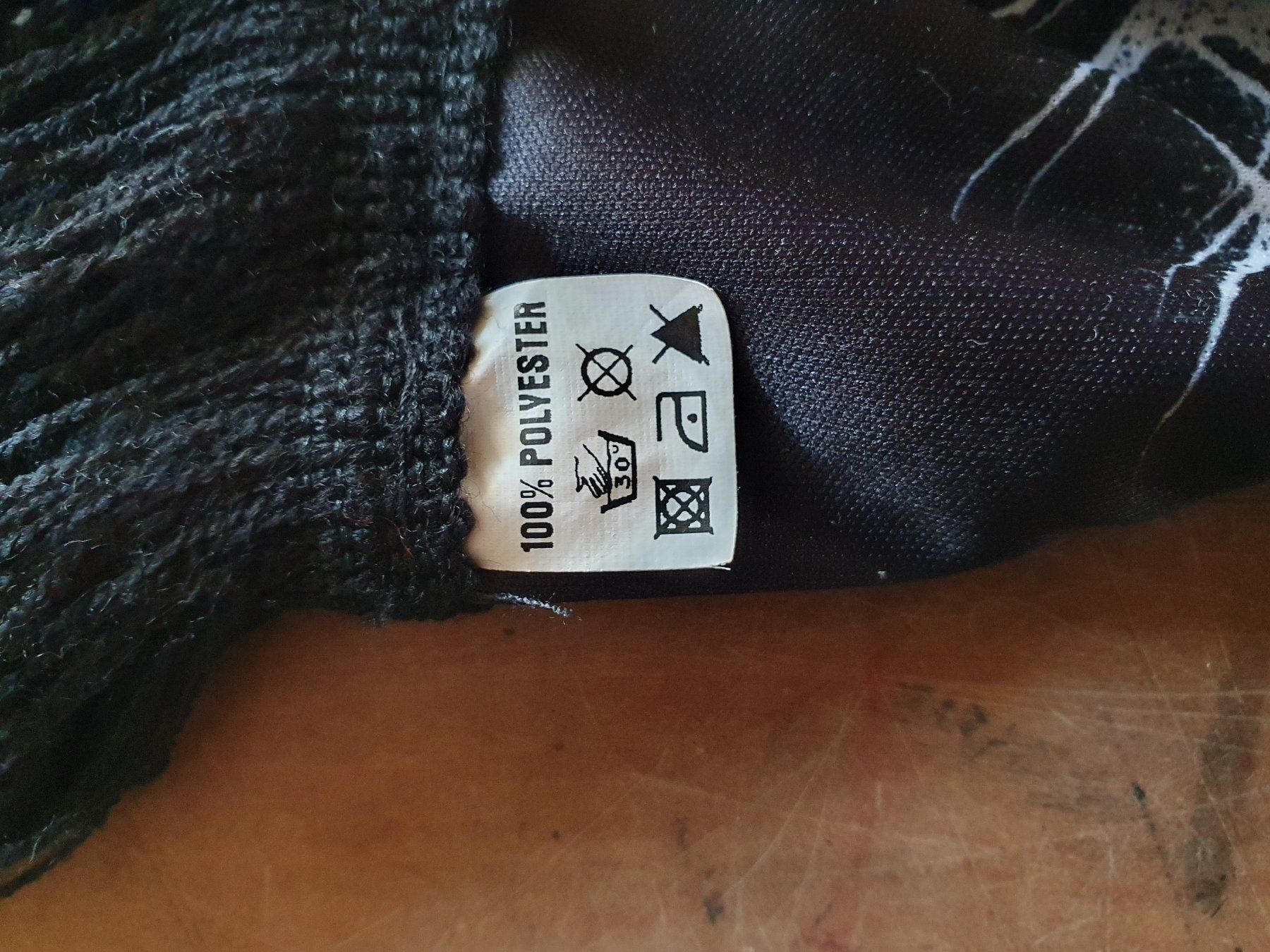 Foulard & Sciarpe: gothic schal – Usato da Zürich venduto da loosebone 2