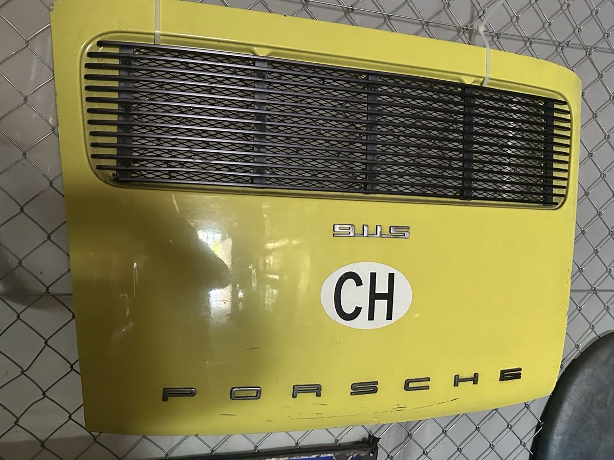 Porsche Tutti pezzi di ricambio auto: Porsche 911 S original Heckdeckel 1970 – Usato da Starrkirch-Wil venduto da charlywatson 6