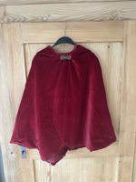 Wunderschönes rotes Vintage Samt Cape