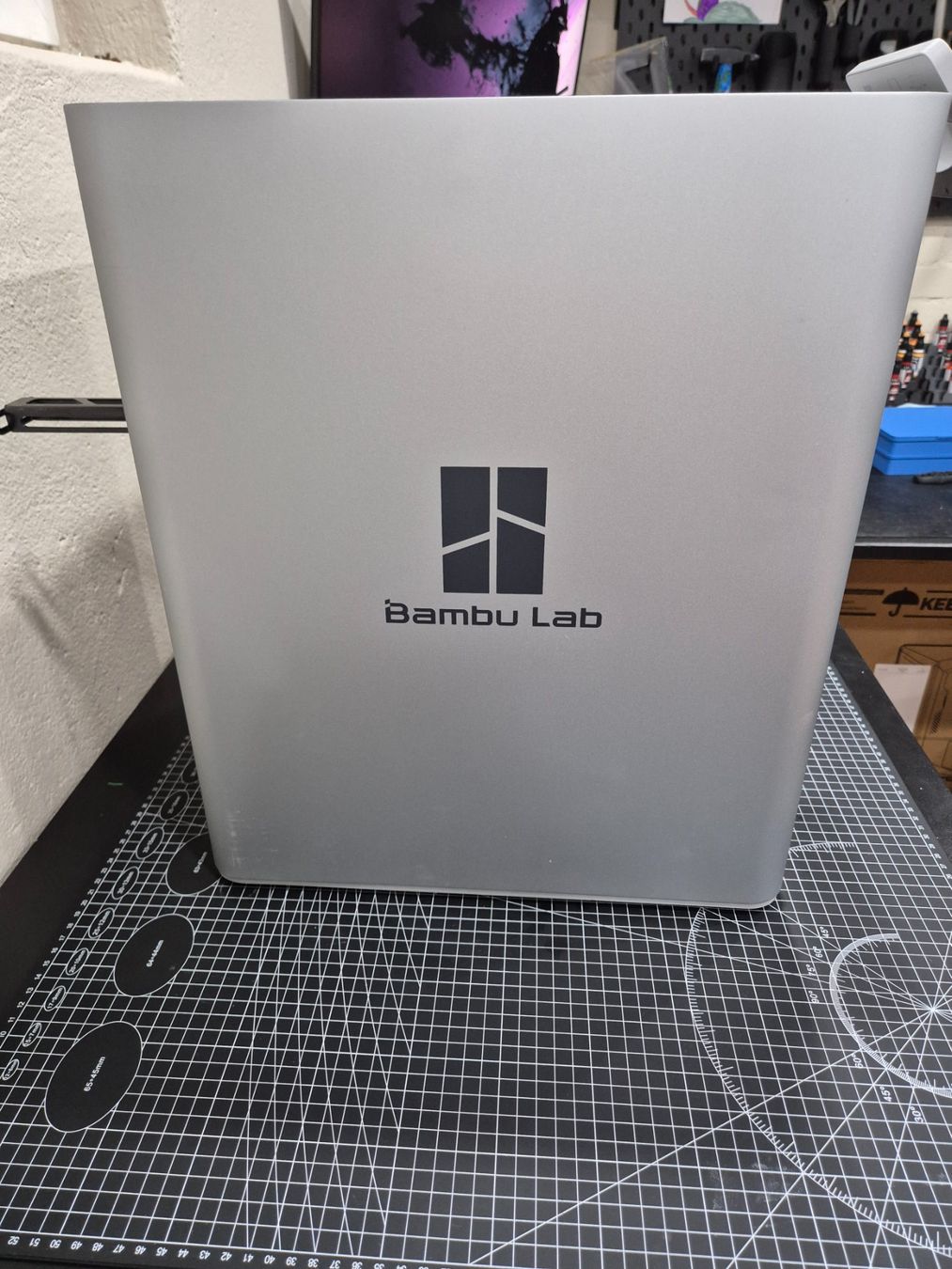 Bambu Lab Imprimante 3D: 3D Drucker Bambu Lab X1-Carbon inkl.Zubehör – D'occasion à Buchrain par knosli 2
