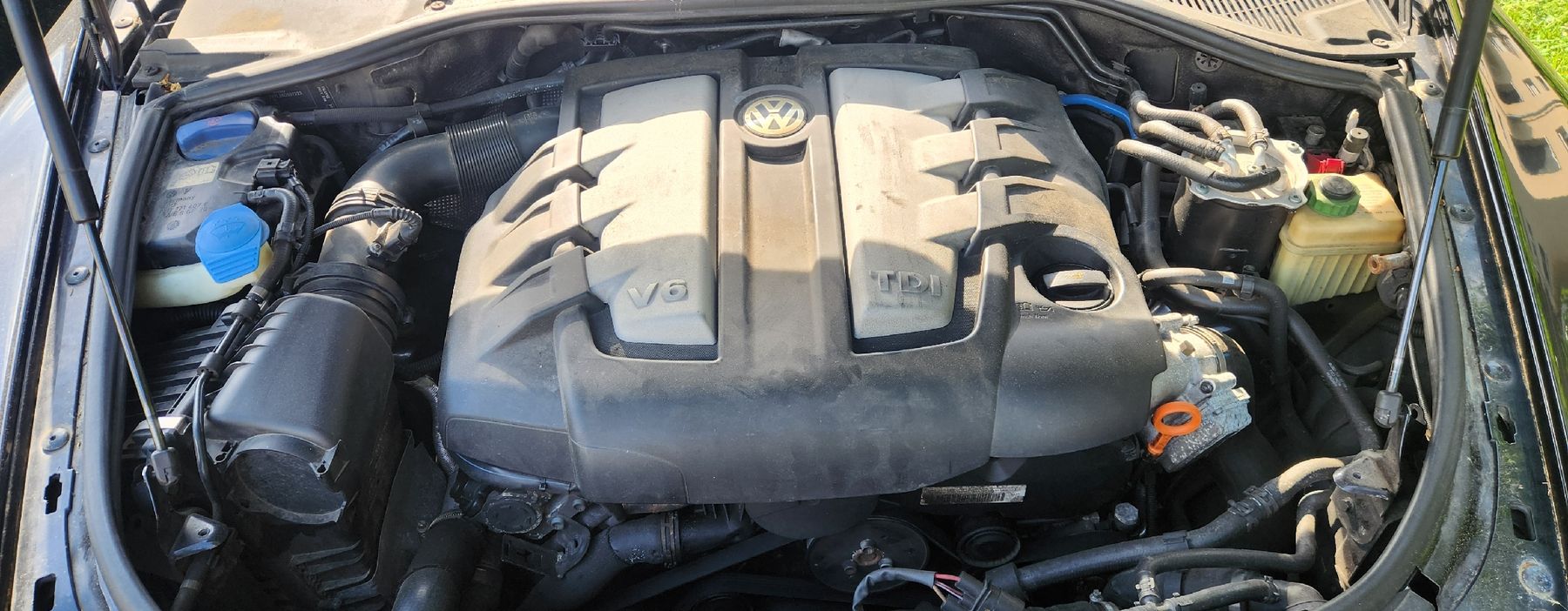 VW Automobili: VW Touareg V6 TDI 3.0l – Difettoso da Reichenburg venduto da slavenm 1