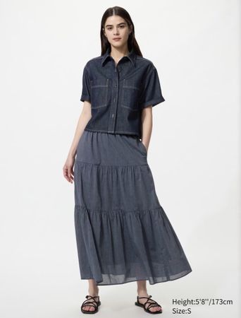 Maxi Rock von Uniqlo gr s Blau Streifen 