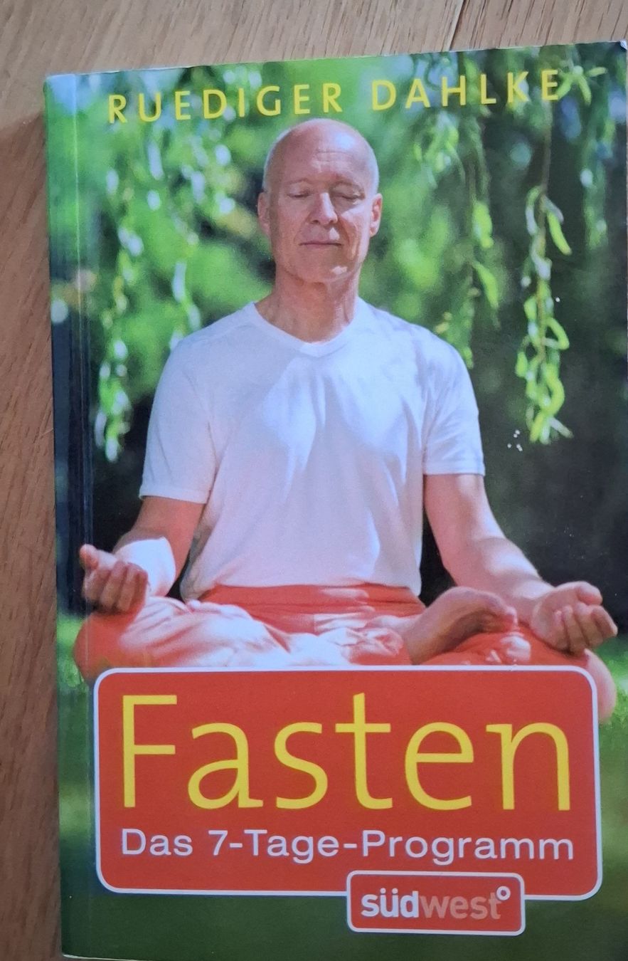 Livres: Ruediger Dahlke Fasten – D'occasion à Wallbach par isa-labella
