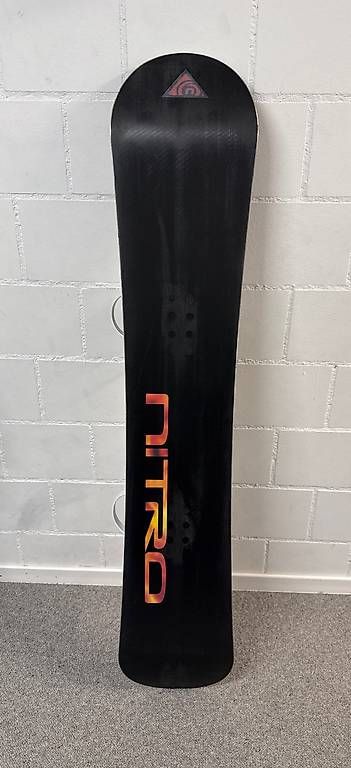 Snowboard Nitro Board: Nitro Shadow Snowboard Gr. 155cm inkl. Bindung – Usato da Scheuren venduto da corina_sarah 2