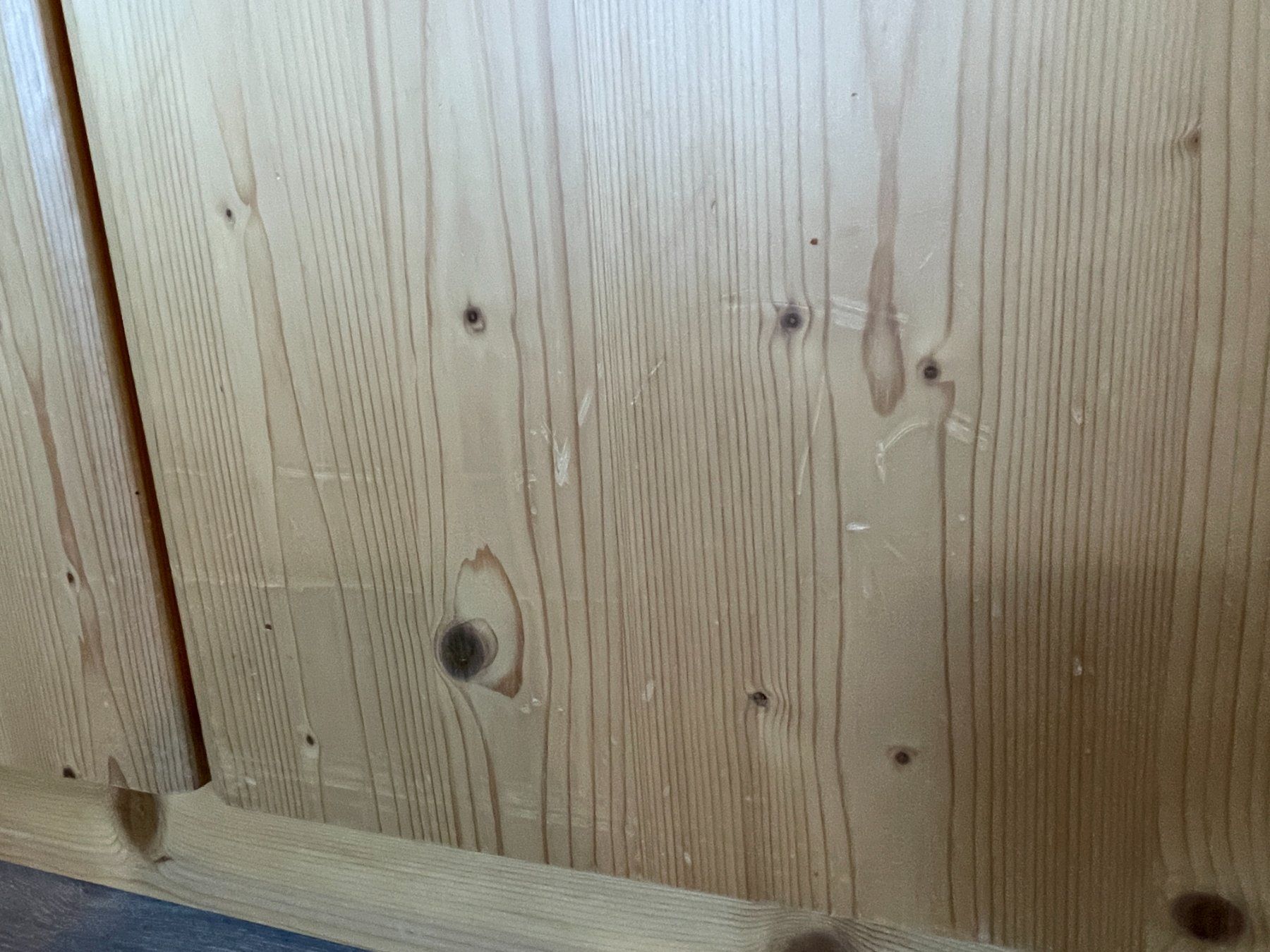 Armadi: Kleiderschrank aus Holz – Usato da Schmerikon venduto da die_8b8m 7