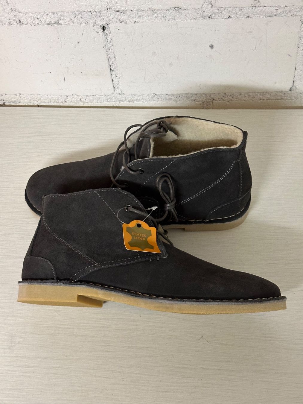 Scarpe da uomo: Neu Herrenschuhe AM grösse 43 – Nuovo (secondo la descrizione) da Thun venduto da jeff070 1