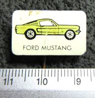 FORD MUSTANG FASTBACK UR-ALT AUTO ANSTECKER VINTAGE OLDI