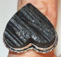 Ring L-6953 – Schwarzer Turmalin Herz Verstellbar