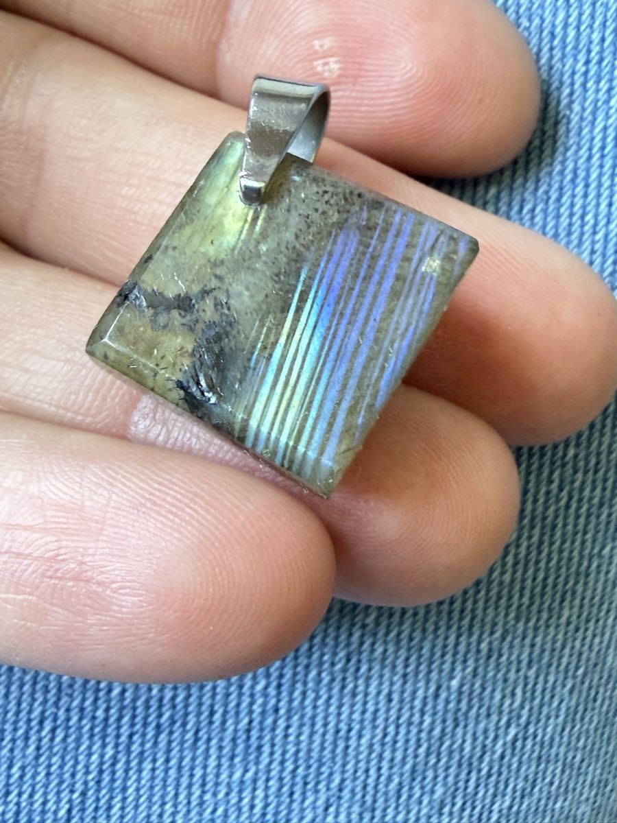 Ciondoli: Pendentif Labradorite  – Nuovo e nell'imballaggio originale da Le Noirmont venduto da Fanny_ 2