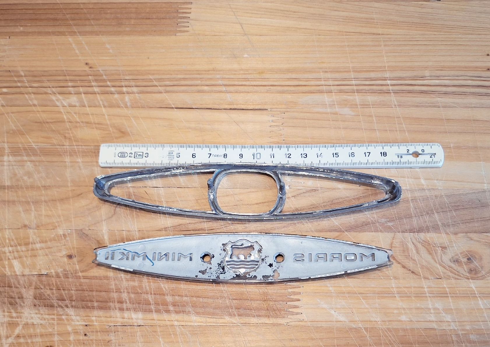 Morris Motors Alle Autoersatzteile: Morris Mini MKII Emblem – Gebraucht aus Triesen von BLACKSHEEP75 5
