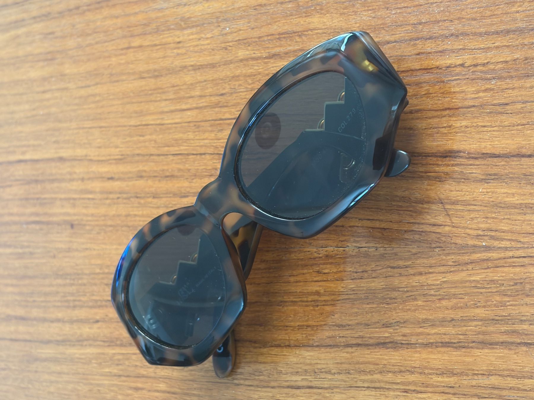 Versace Occhiali & Lenti: Lunettes Versace – Usato da La Chaux-de-Fonds venduto da fro_g2tl