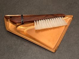 Schönes altes Tischkehrset Kupfer Holz ca. 60er Jahre