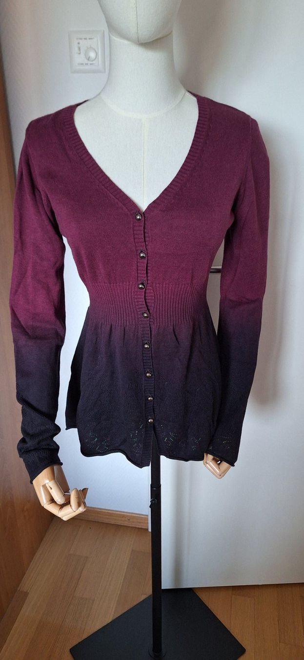 Maglioni & Felpe: pull / gilet, Et companie – Nuovo e nell'imballaggio originale da Lussery-Villars venduto da pousinete02
