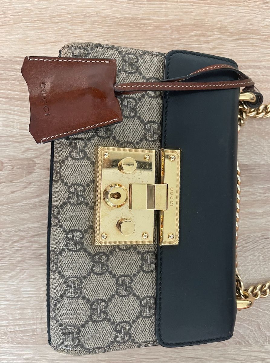 Gucci Taschen für Damen: Gucci Padlock Small GG Shoulder Bag - Good Condition! – Gebraucht aus Unterägeri von Nadiatweshe 1