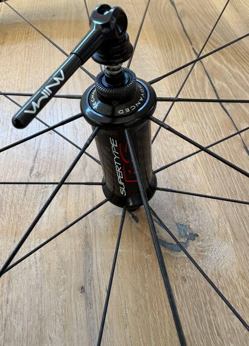 Campagnolo Pezzi di ricambio: Miche LRS 1320 Gramm inkl Schnellspanner – Usato da Steinmaur venduto da Gwoelb-Weine 5