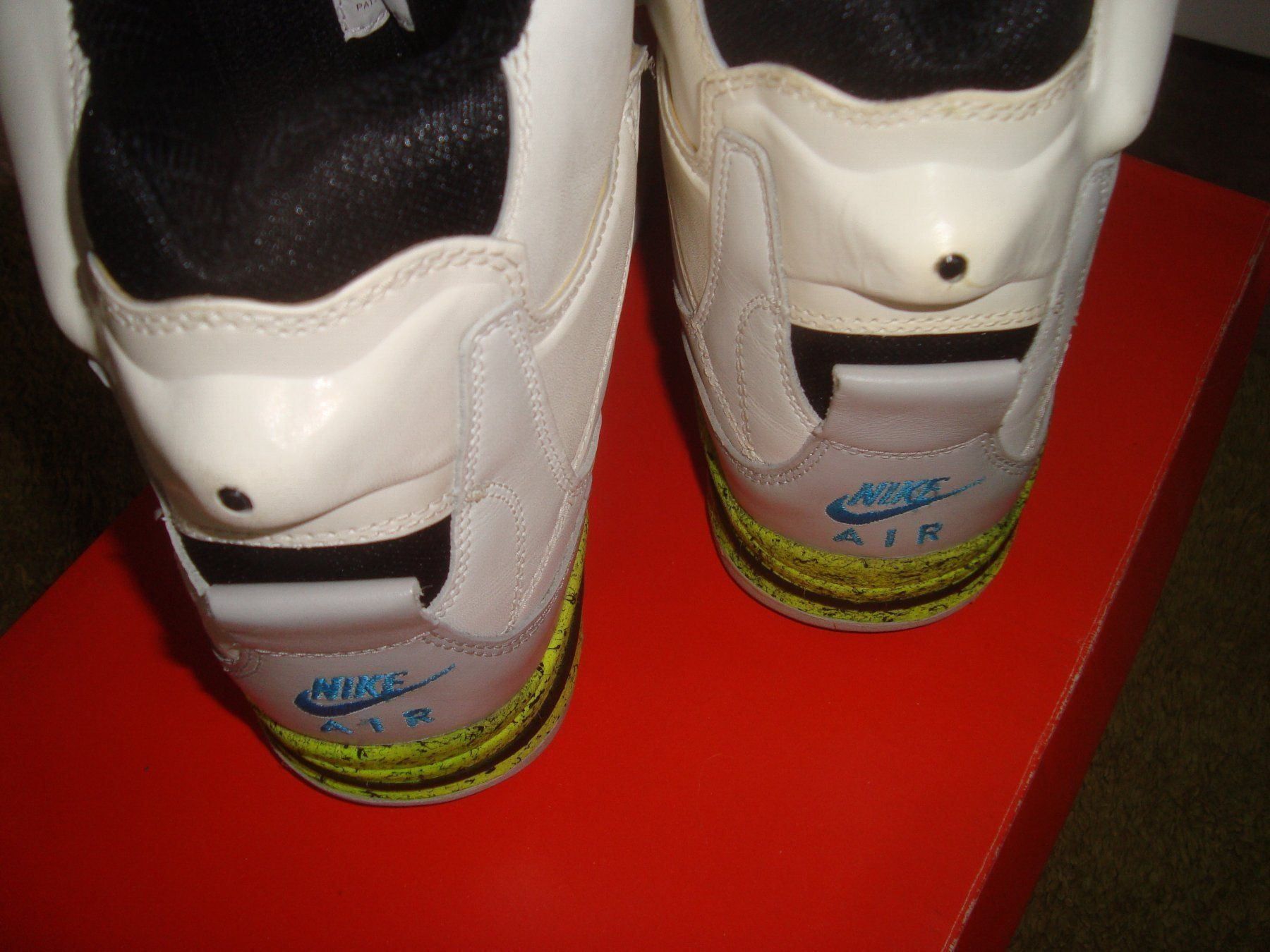 Nike Herrenschuhe: vintage 1990 year Nike Basket Air Command Force s.10us unuse – Neu und originalverpackt aus Wädenswil von OliveDerSpezialist