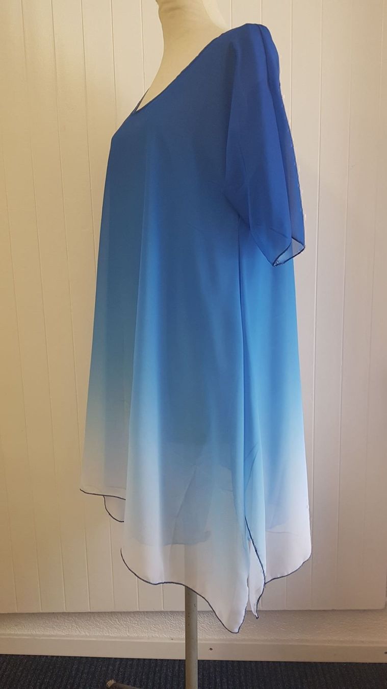 Tuniche: Tunique dégradée BLEU 48/52 TU – Nuovo e nell'imballaggio originale da St-Imier venduto da goodber 1