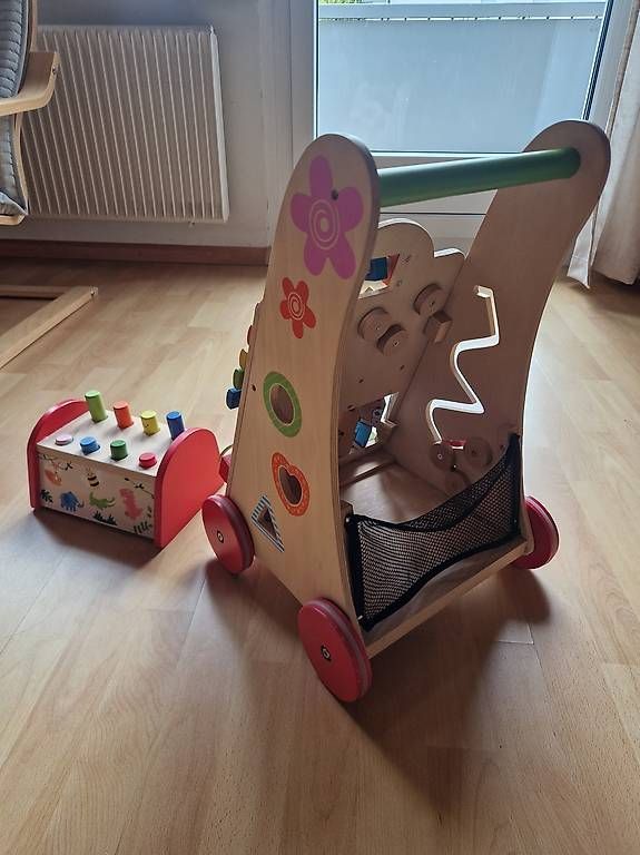 Veicoli per bambini: Lauflernwagen + ein Spiel – Usato da Bettingen venduto da Wolke11 3