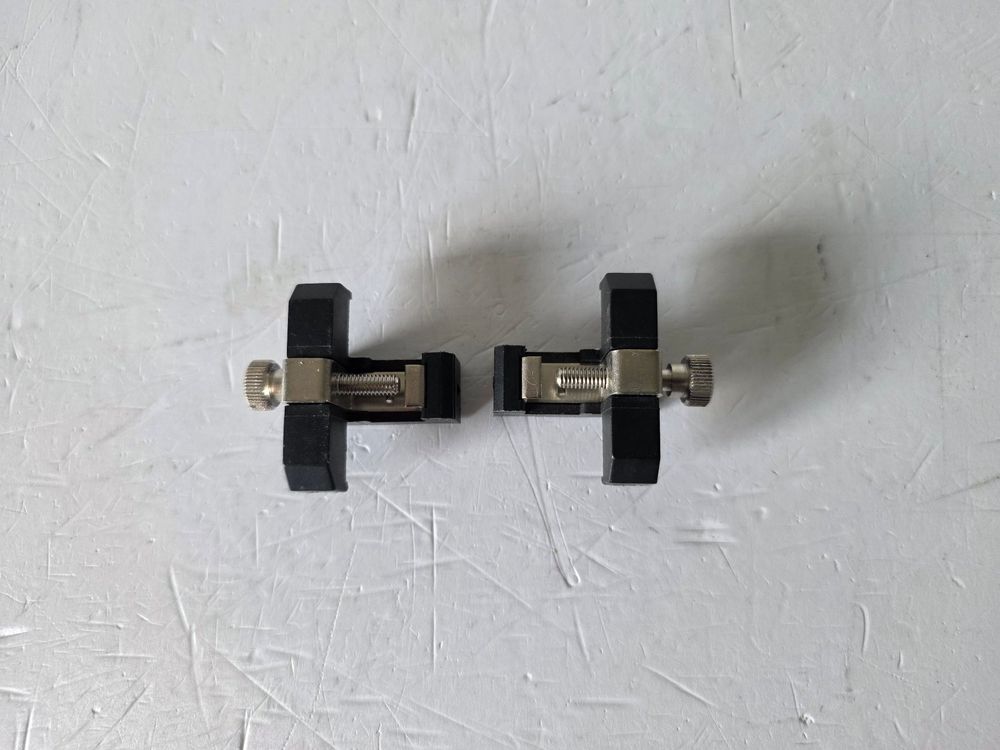 Produktbild von 4er-Set Kupfer Anschlussklemmen Mit Sockel – Ground Bus Bar, Hitzebeständig, Für Schaltungen & Erdungssysteme