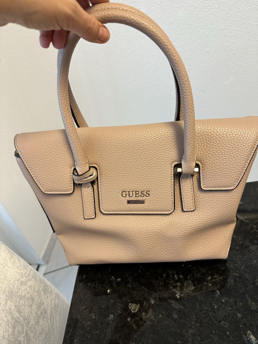 Guess Taschen für Damen: Guess Tasche – Gebraucht aus Oberentfelden von ulli03