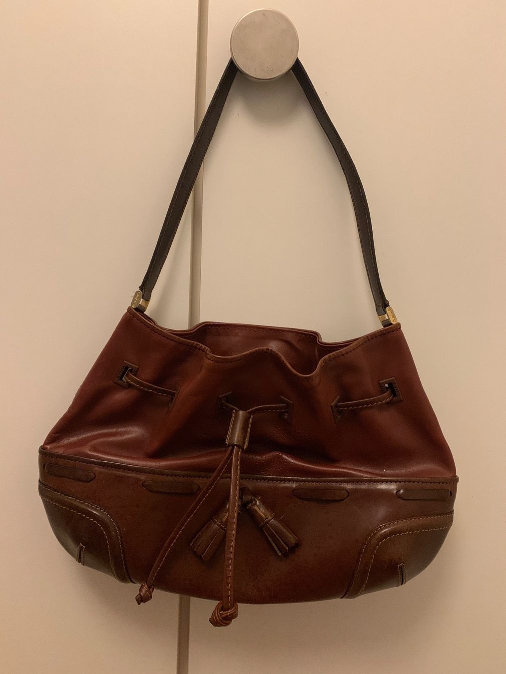 Borse da donna: Leder Handtasche – Usato da Lachen SZ venduto da mima41