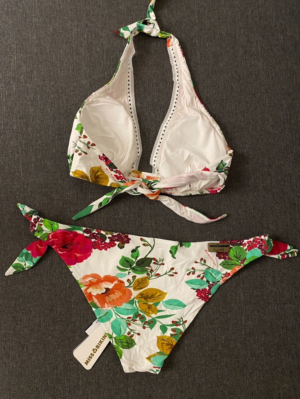 Costumi da bagno & Bikini: MISS BIKINI, Damen-Bikini mit Blumenmuster – Nuovo e nell'imballaggio originale da Langnau am Albis venduto da cre_tr6k 1