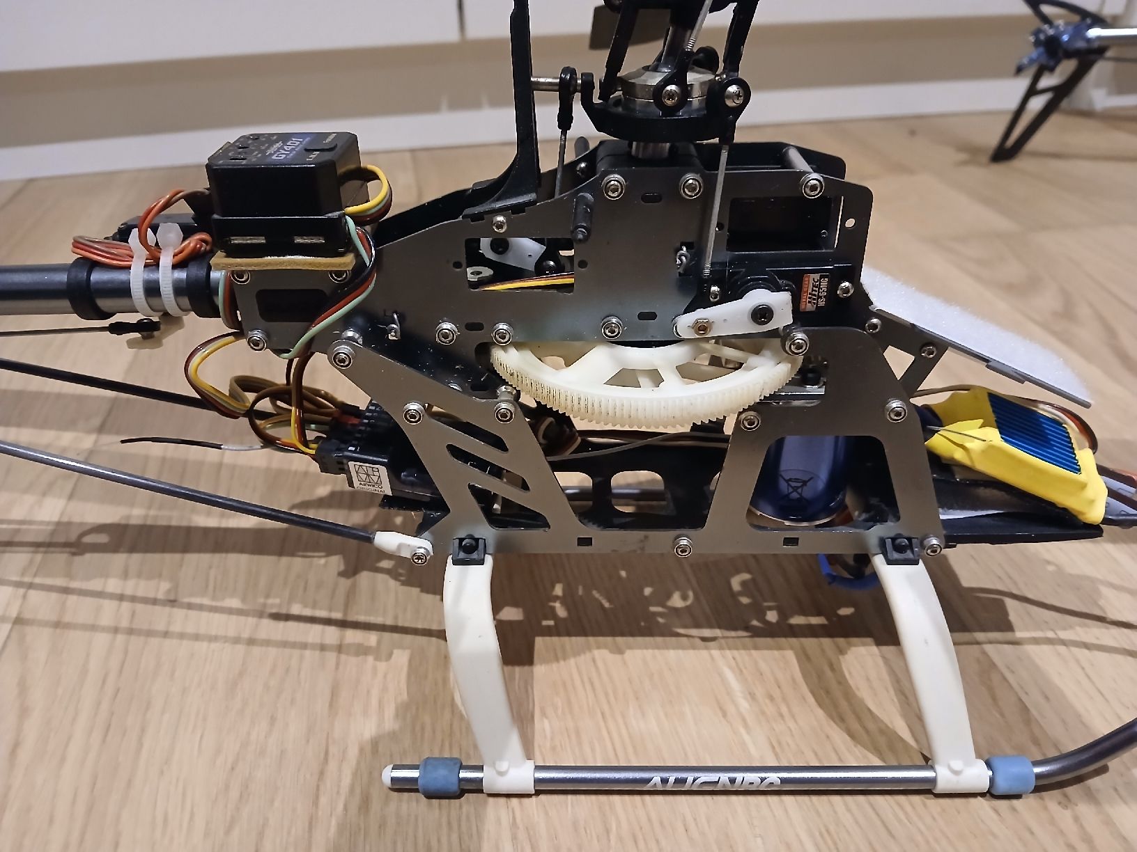 Align RC Modellbau: Align T-Rex 450 – Defekt aus Männedorf von Simonthings 1
