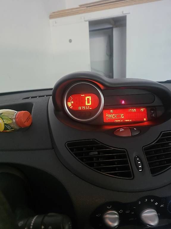 Automobili: Renault twingo  – Usato da Bodio TI venduto da bru_85ns 4