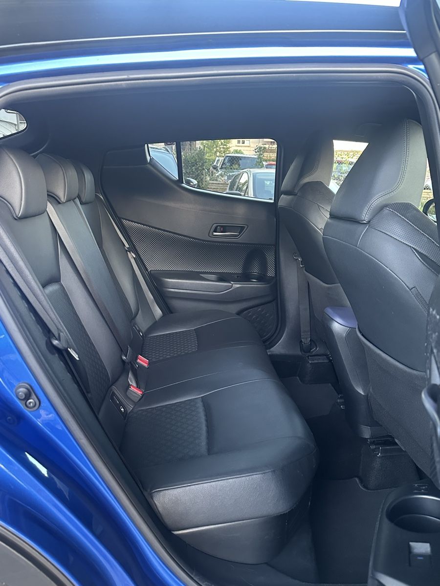 Toyota Autos: Toyota C-HR – Gebraucht aus Crissier von ram_dq96 5
