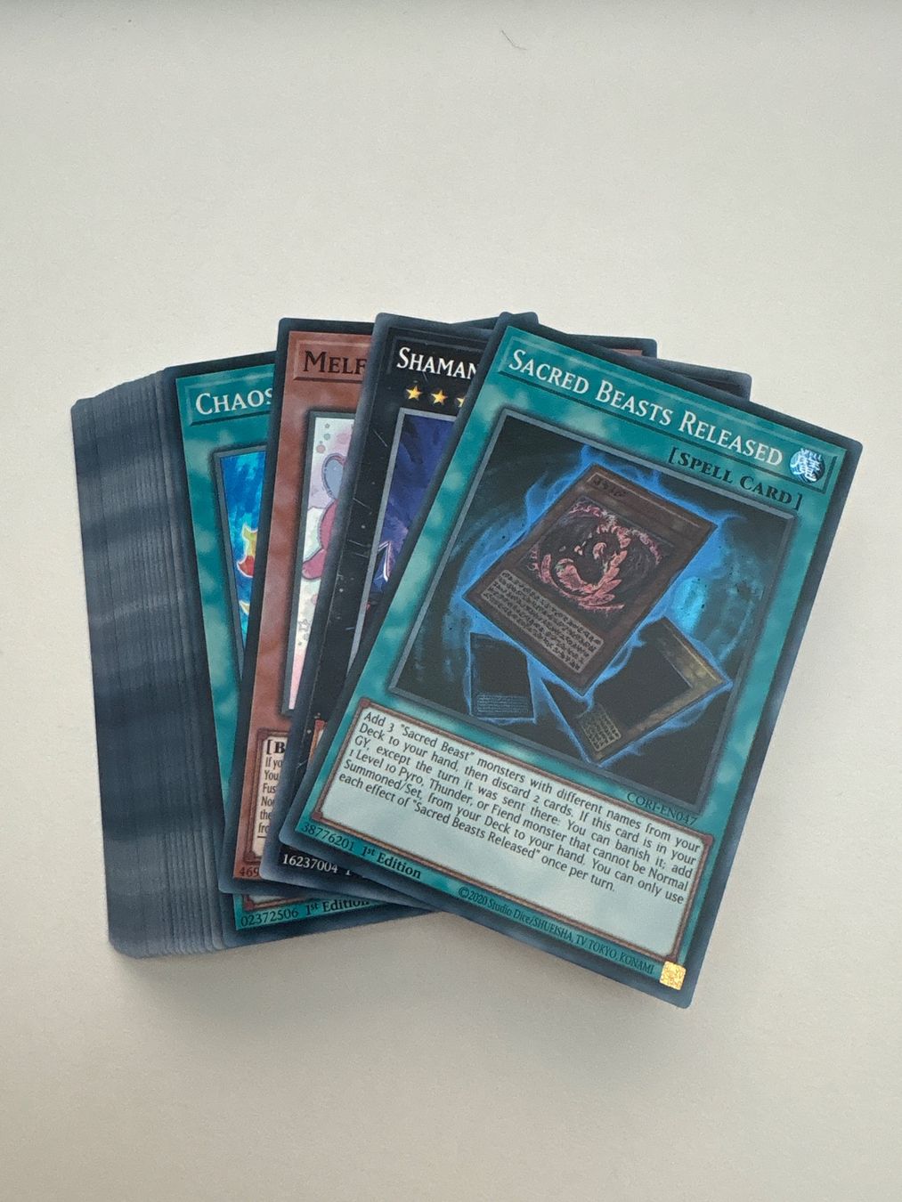 Yugioh Carte collezionabili: Yu-Gi-Oh! Karte Bundle: 30 Random Karten – Nuovo (secondo la descrizione) da Buochs venduto da BitKaizer