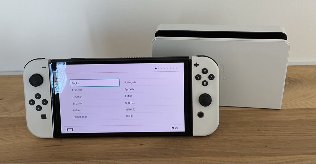 Nintendo Consoles: Nintendo Switch OLED Weiss – D'occasion à Reinach BL par smirni22 1