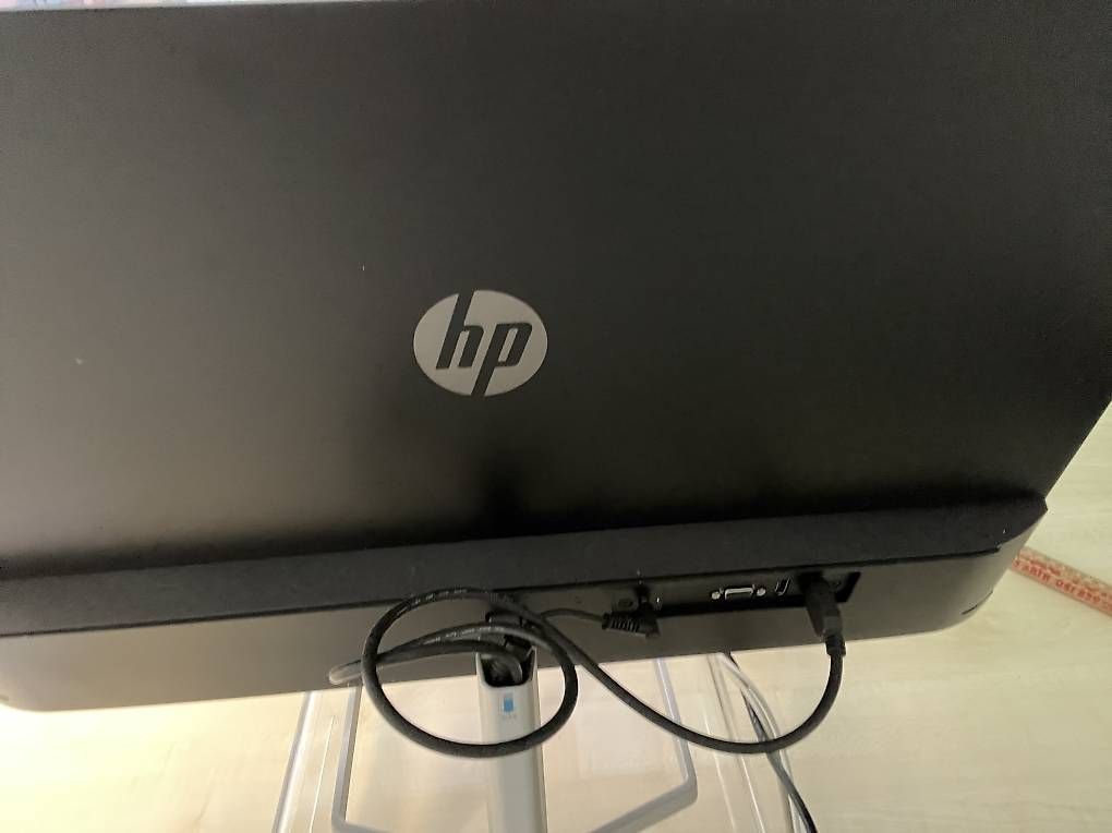 Hewlett Packard Monitore: HP Computerbildschirm - super flach, Bildqualität – Gebraucht aus Steinen von Rocket_84 3
