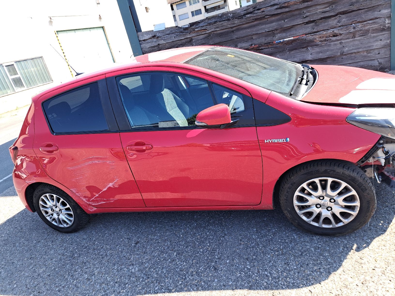 Toyota Automobili: toyota yaris hibrid – Difettoso da Wattwil venduto da wattwil1992 5
