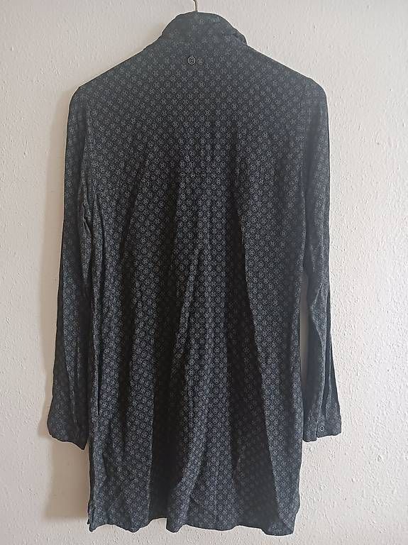 Nile Chemisiers: Bluse S von Nile – D'occasion à Riedholz par bri_fr7s 1