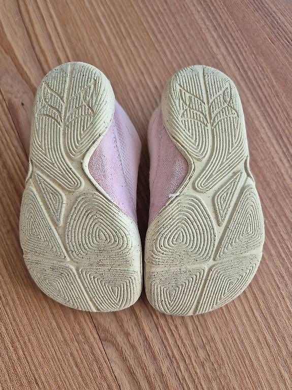 Scarpe per ragazzi: Wildling Grösse 23 – Usato da Biel-Benken BL venduto da Mayvonne 1