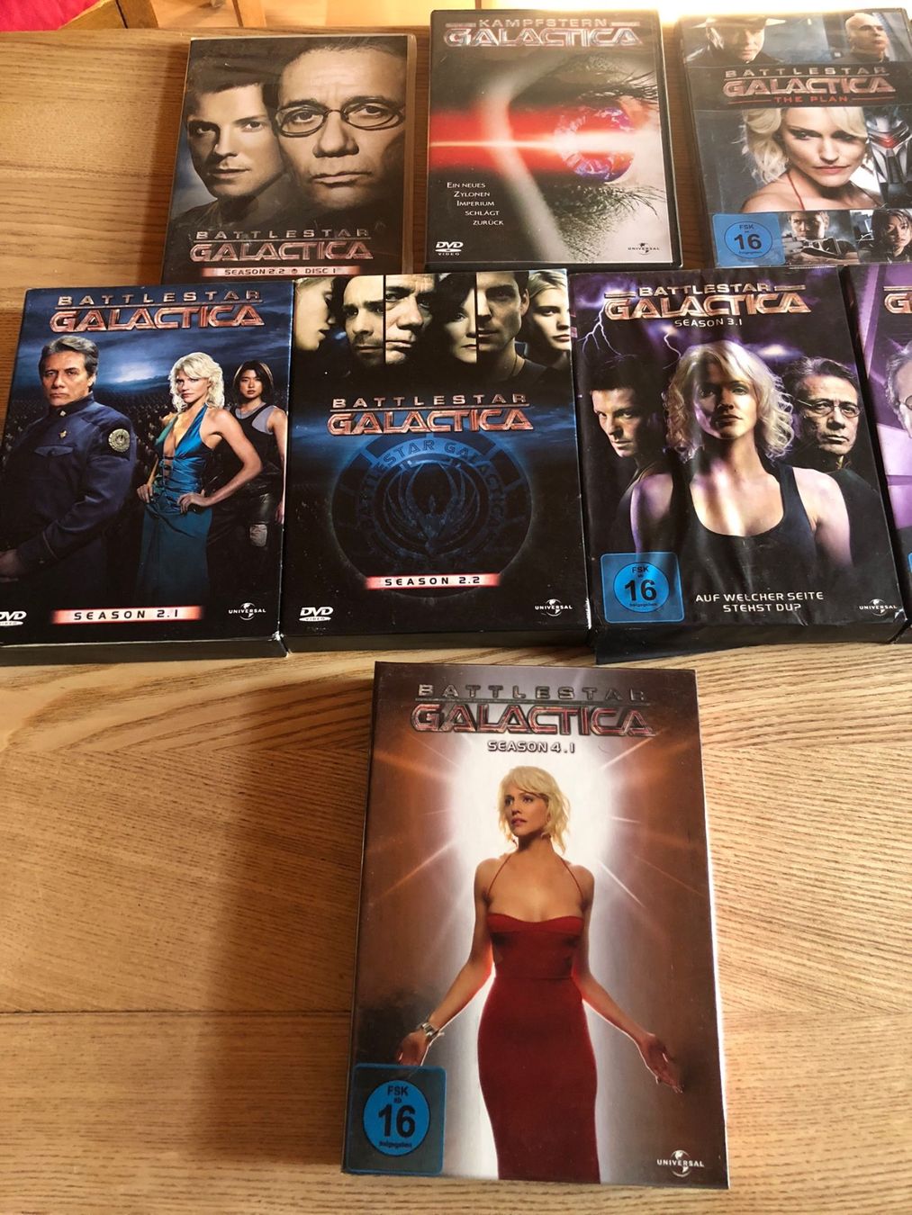 Tutti i DVDs: DVDs Battlestar Galactica diverse Seasons – Usato da Röschenz venduto da Tashroal 1