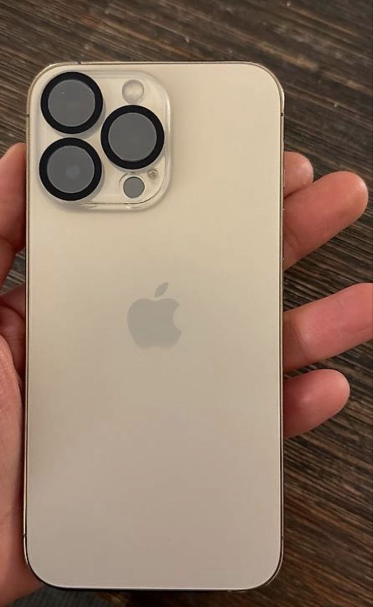 Apple Portables: Iphone 13 Pro – D'occasion à Zürich par Die_Lily 2