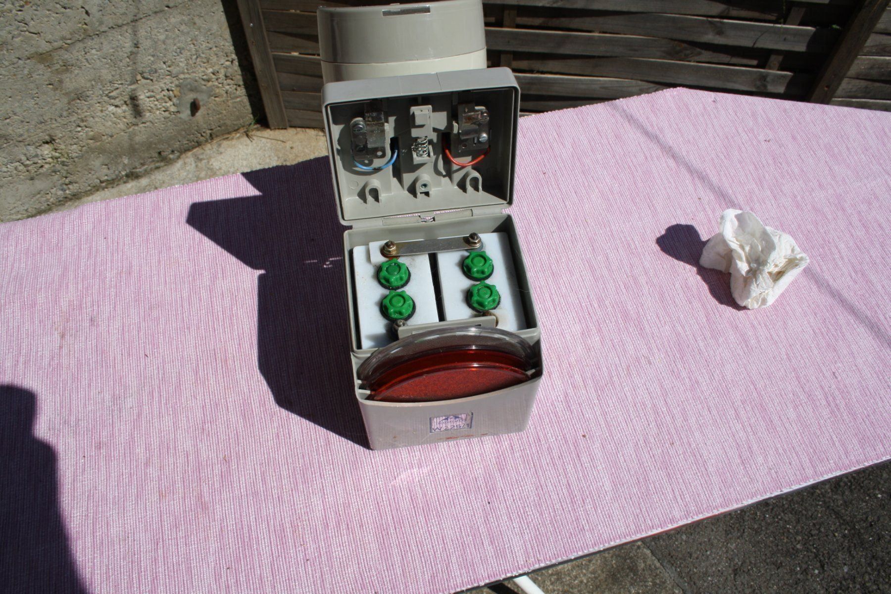 Lampade: ALTE  LAMPE  SBB? – Usato da Wauwil venduto da Pneuedy 9