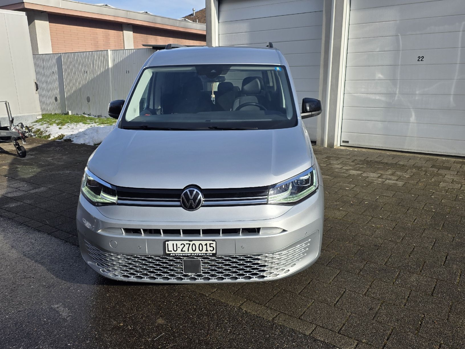 Vw Caddy Style dsg Maxi 7 Plätzer mit Ahk. November 2024 (Gebraucht) in ...