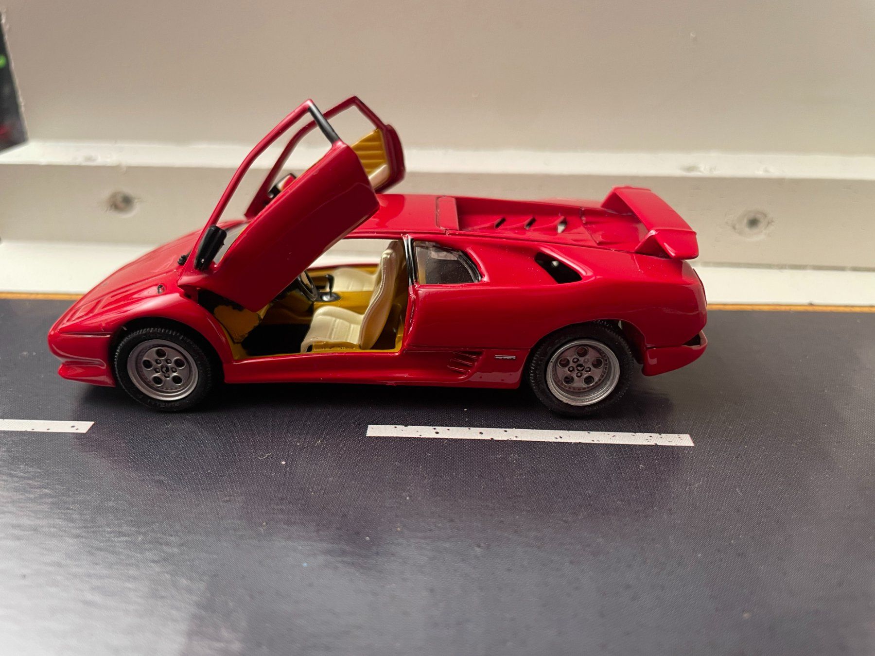 Lamborghini Modellini d'auto: Lamborghini Diablo S      1:43 – Nuovo (secondo la descrizione) da Wohlen AG venduto da Erelpowerline